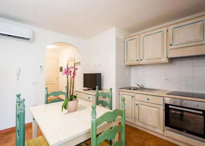 Charming Baia Marina With Stunning View 1 Bedroom Sleeps 4 Appartamento *